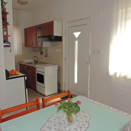 アパート Zarko *